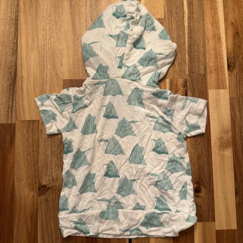 Kate Quinn Baby Short Sleeve Hoodie Bamboo Viscose Teal Tent Print‎ 3-6 Months